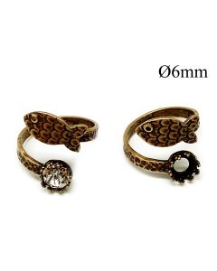 10884b-brass-adjustable-crown-round-bezel-ring-6mm-with-fish.jpg