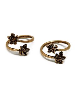 10885b-brass-adjustable-ring-with-maple-leaves.jpg