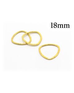 7727b-brass-hammered-triangle-closed-jump-rings-18mm.jpg