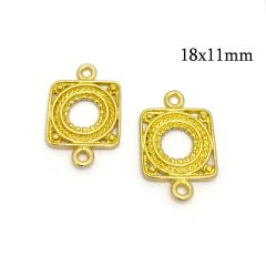 8197b-brass-square-pattern-link-18x11mm-with-2-loops.jpg