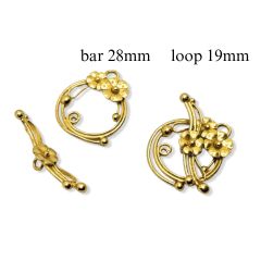 8360-8367b-brass-round-flower-toggle-clasp-loop-19mm-bar-28mm.jpg