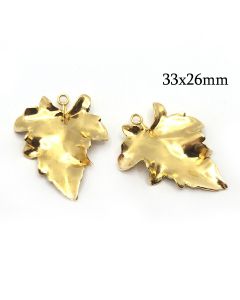 11534b-brass-grape-leaf-pendant-33x26mm.jpg