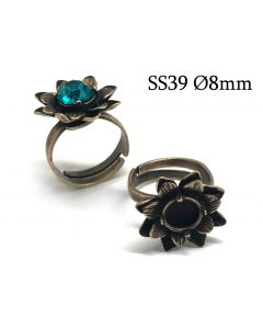 com230-10b-brass-adjustable-ring-sizes-7-10us-with-flower-round-bezel-8mm.jpg